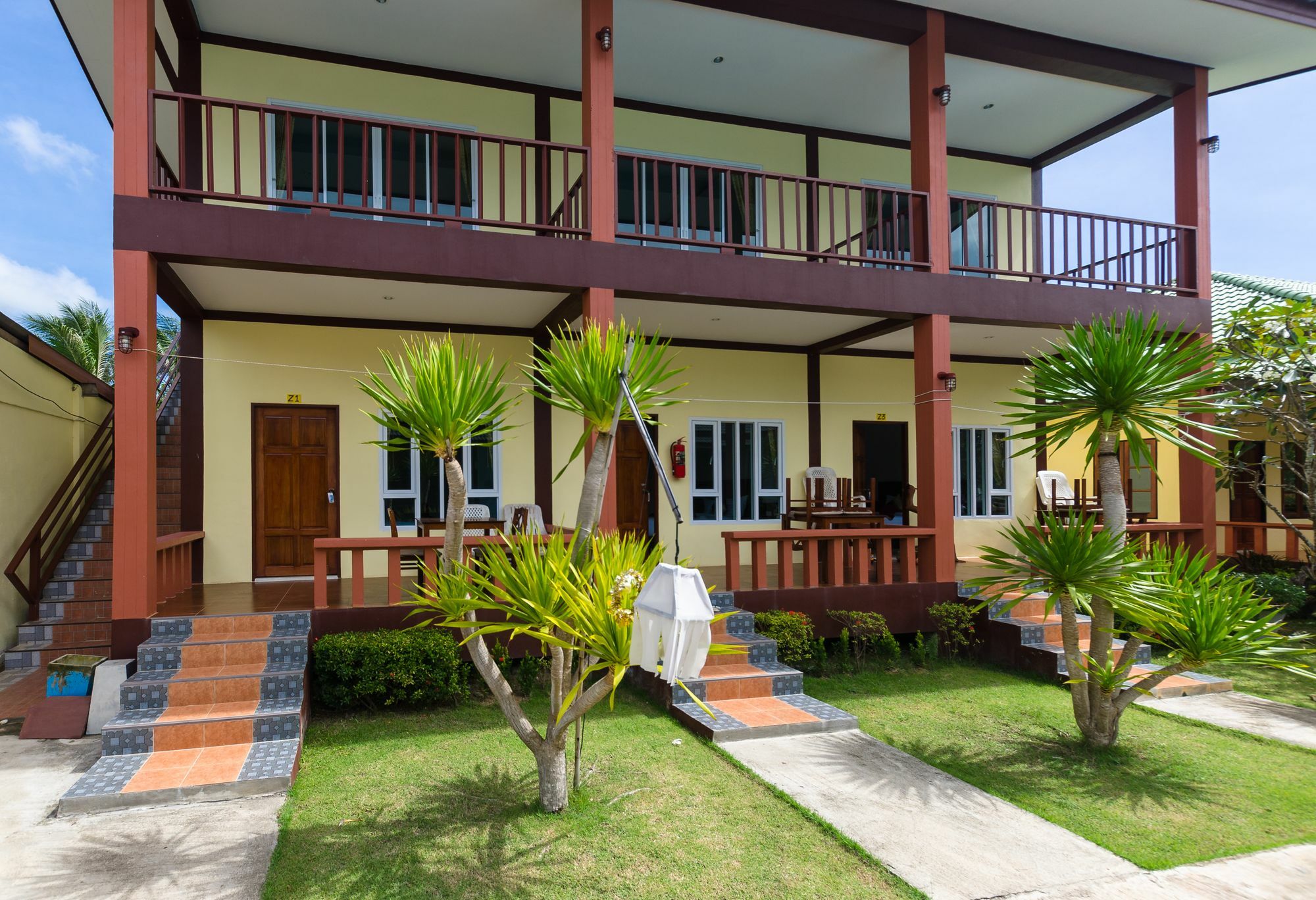 Sleep In Lanta Resort Koh Lanta Exterior photo